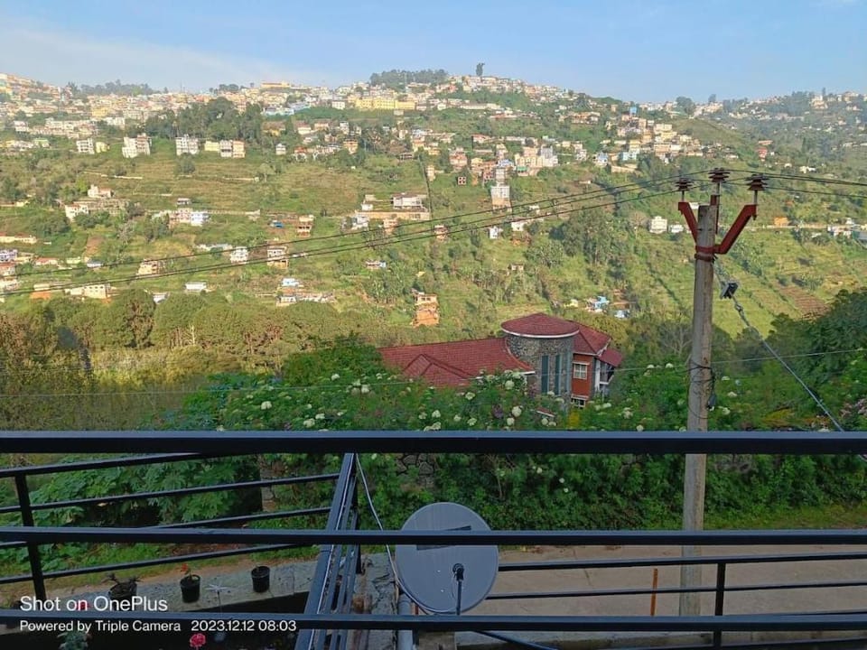 Sruthi Garden Budget C1 Apartment in Kodaikanal