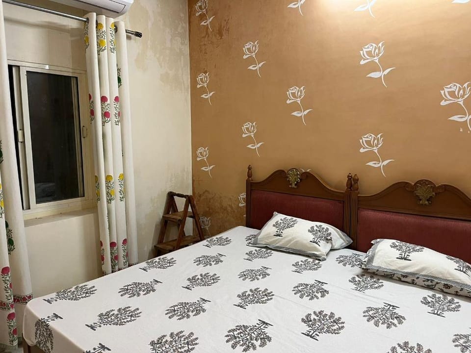 Sukhvas -Chic Downtown Loft in the Heart of Jaipur Apartment in Jaipur