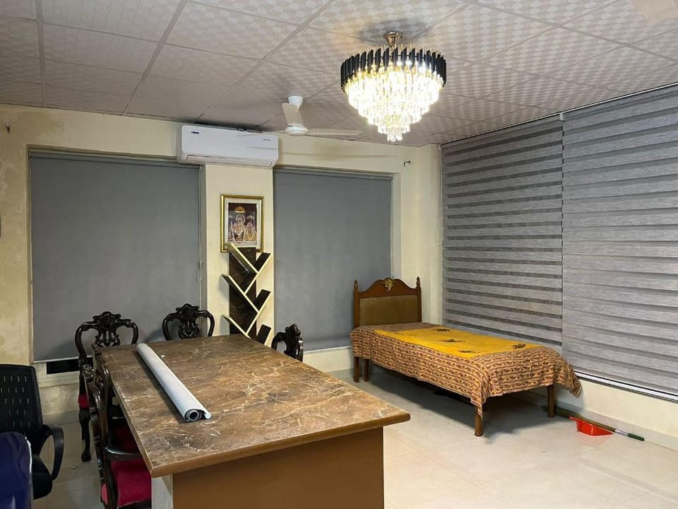 Sukhvas -Chic Downtown Loft in the Heart of Jaipur Apartment in Jaipur