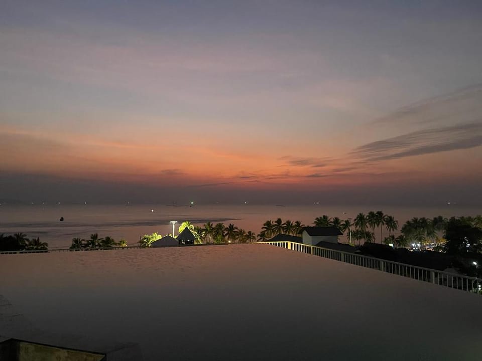 The Patio miracle seaview ( high floor) Apartment in Chon Buri Changwat