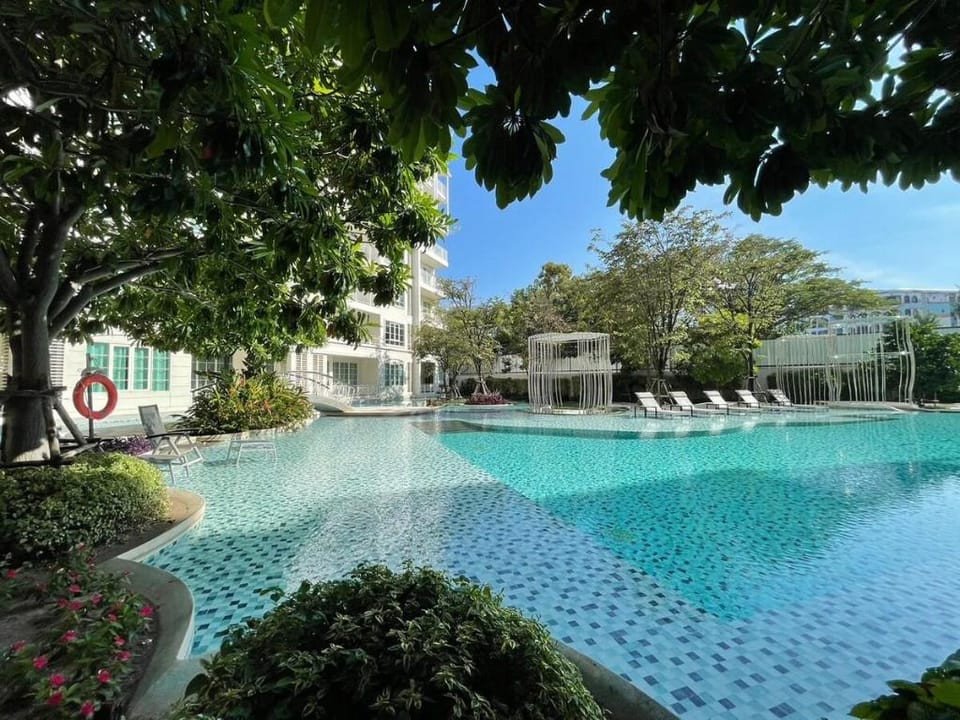 Summer  Hua Hin (Near the beach & Cicada Market) Apartment in Nong Kae