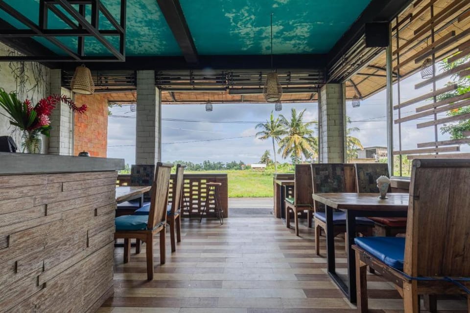 Fantastic Superior Room with Pool near Ubud Palace Vacation rental in Tampaksiring