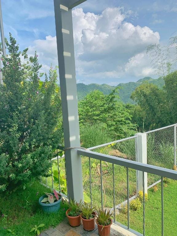 A Fresh Escape from city noises Villa in Central Visayas