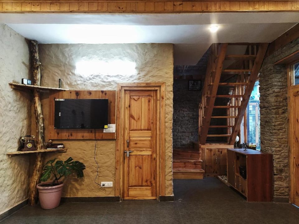 Rustic Roots  Vacation rental in Himachal Pradesh