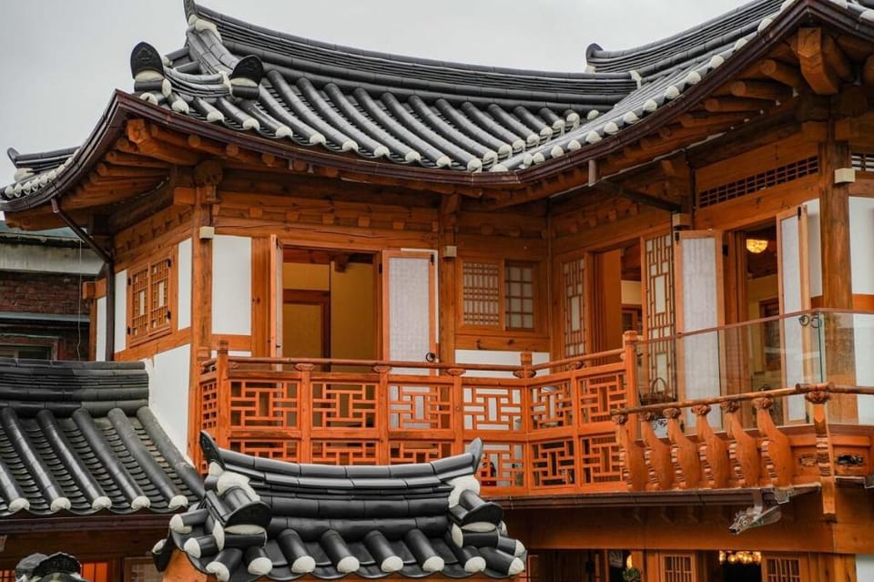 Arumdaun Hanok Yuju Vacation rental in Seoul