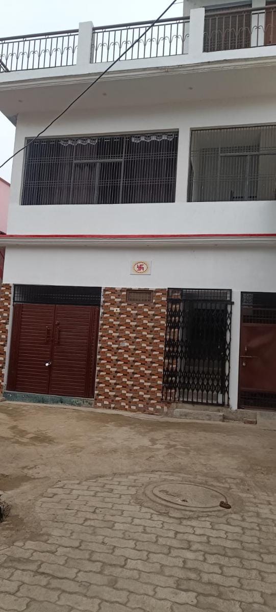 Shri Aditya Home Stay  Vacation rental in Uttar Pradesh