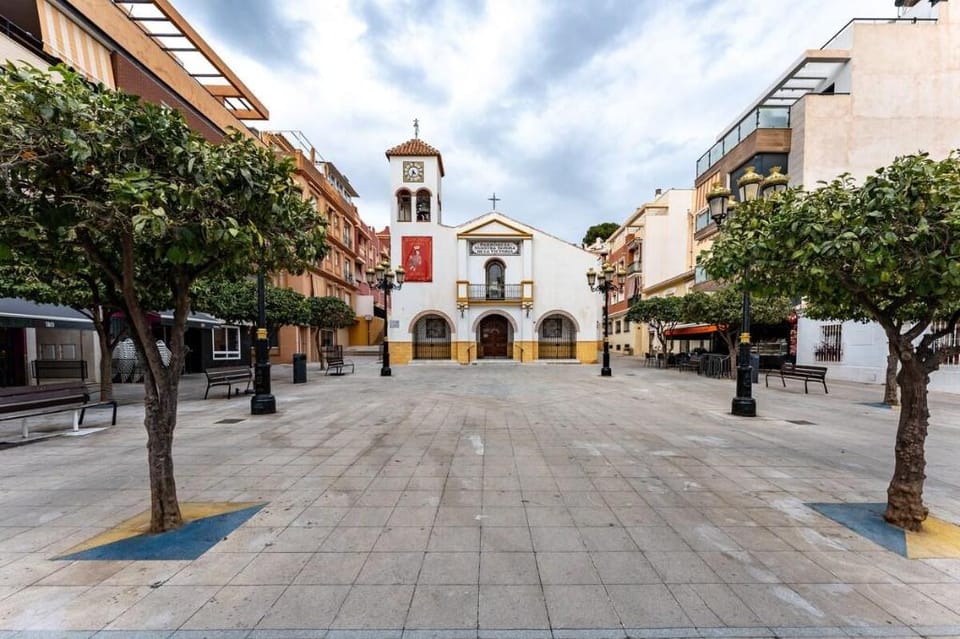 Apartamento Plaza de la Iglesia Apartment in Rincón de la Victoria
