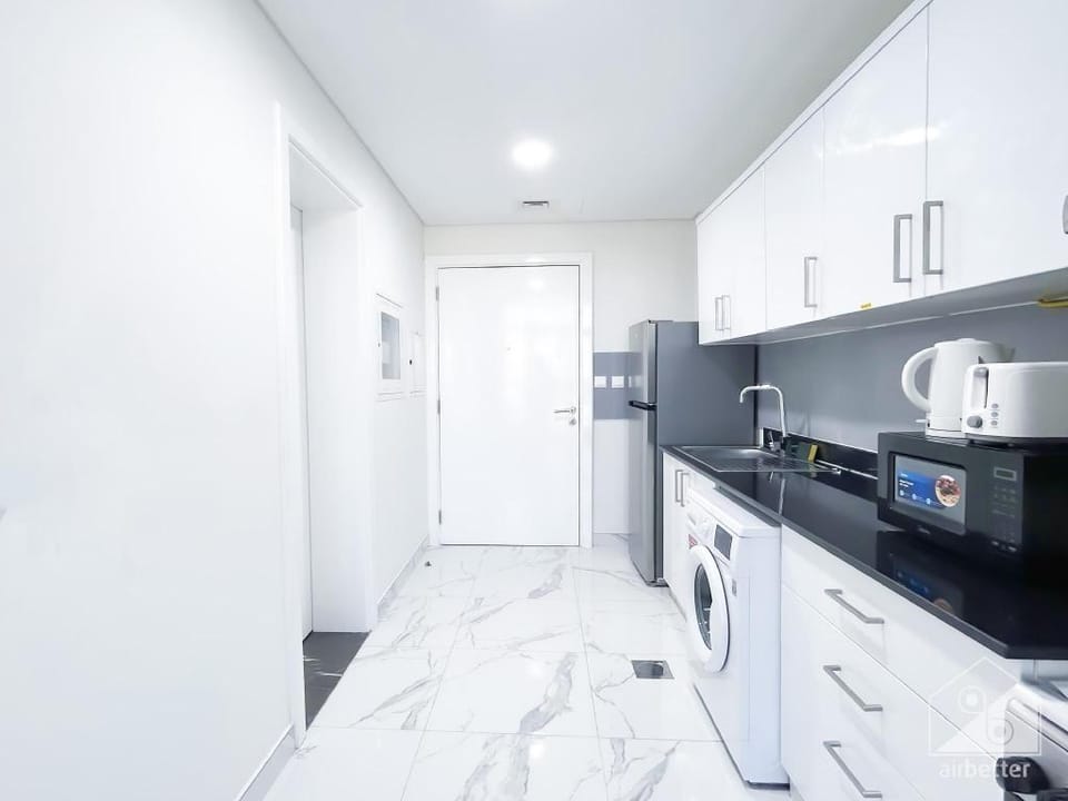 Spacious Studio with balcony in AL Majan Apartment in Dubai