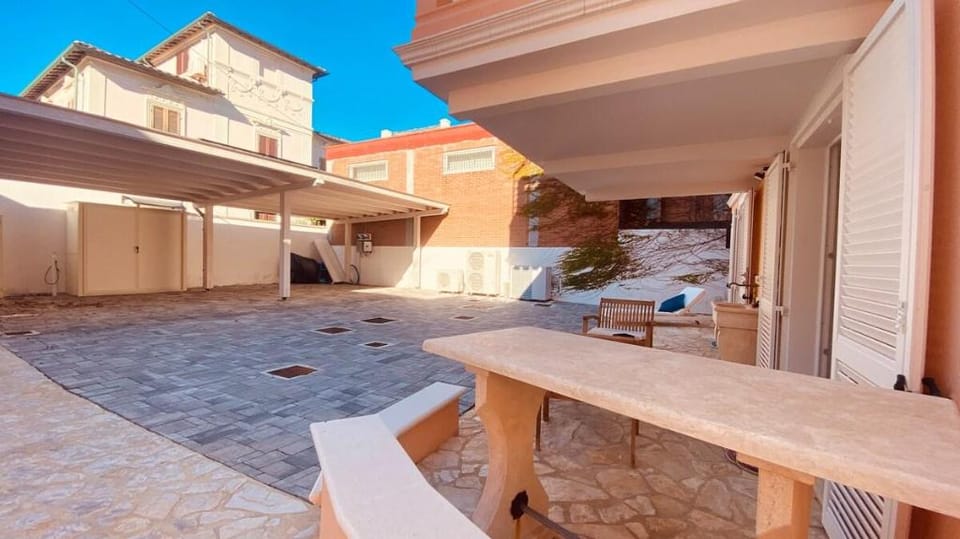 Casa Jacopo - con terrazzo e posto auto Apartment in San Vincenzo
