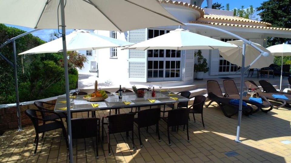 Vivenda de 6 Quartos com piscina privada Villa in Olhos de Água