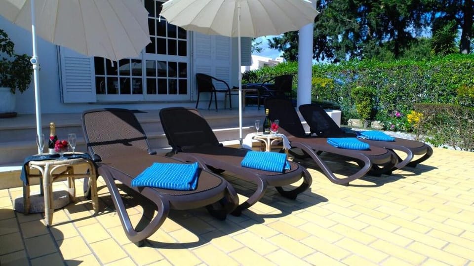 Vivenda de 6 Quartos com piscina privada Villa in Olhos de Água