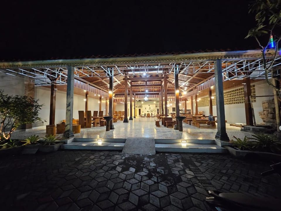 Omah Joglo Bugis Hotel in East Java