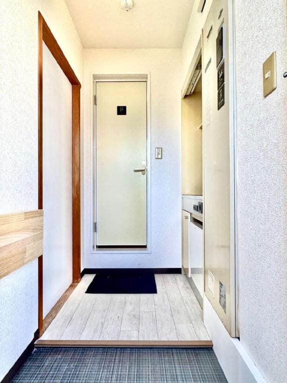 POLA INN花園町/萩之茶屋駅徒歩2分アクセス便利/2部屋で6名まで追加可能 Apartment in Osaka