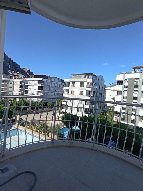 Sarı Mücevher Evimiz Apartment in Antalya
