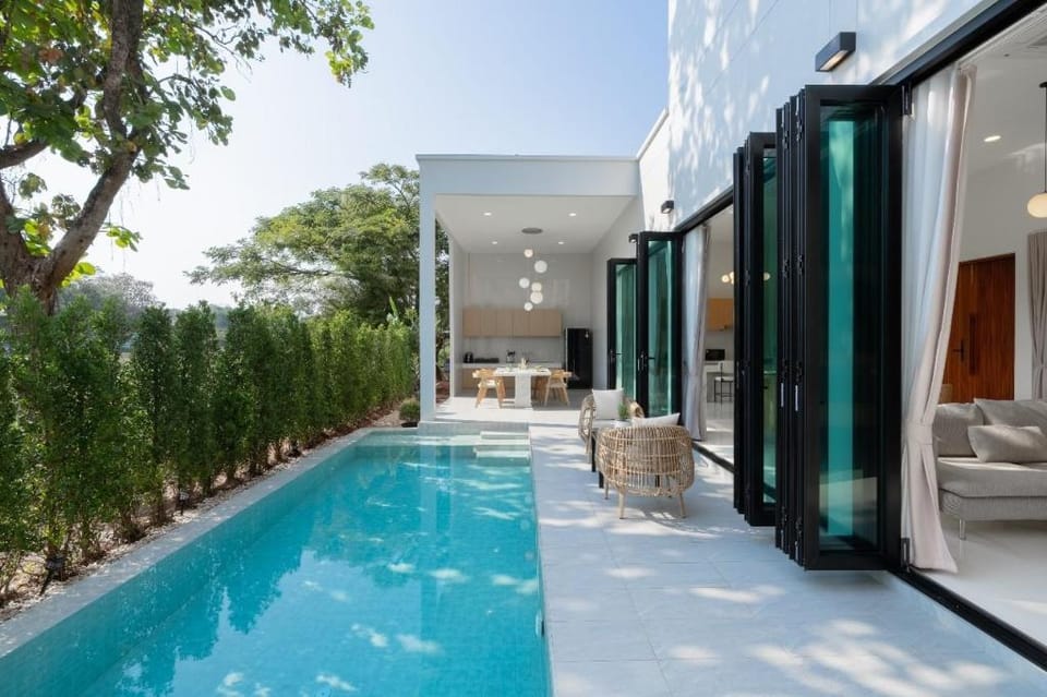 Baan Poolvilla Nong Khai Lyntara Villa in Vientiane Prefecture, Laos