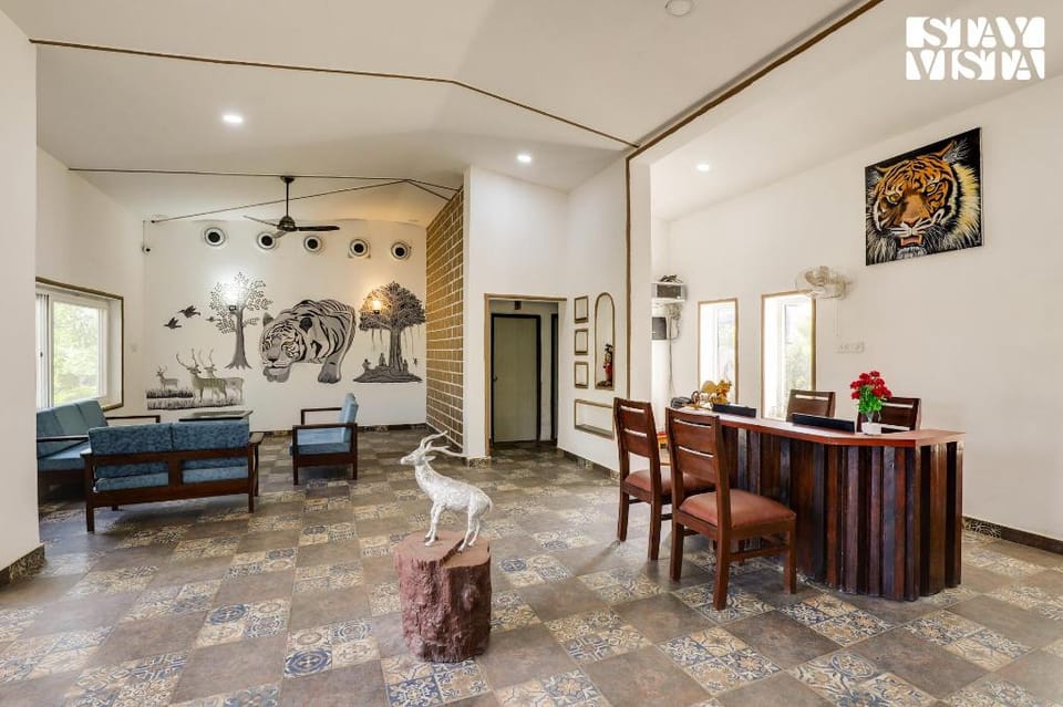 StayVista's Bhils Kabeela - Kanha - Outdoor Pool Villa in India