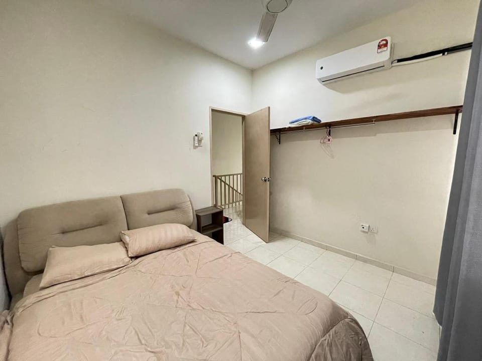 Kuza Homes Batu Berendam Vacation rental in Malacca