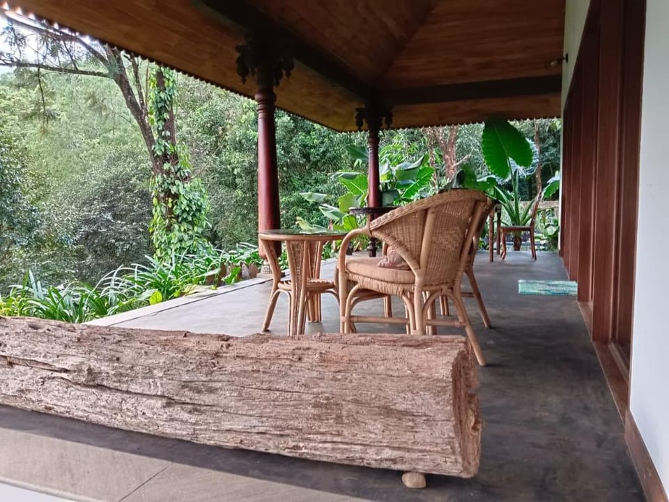 Kuttanad Kayak Club by LexStays Villa in Kerala