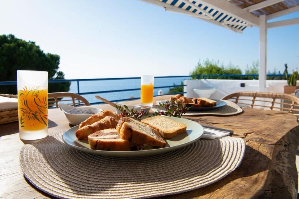 Happy Place Sea View Apartment in East Attica Regional Unit, Greece
