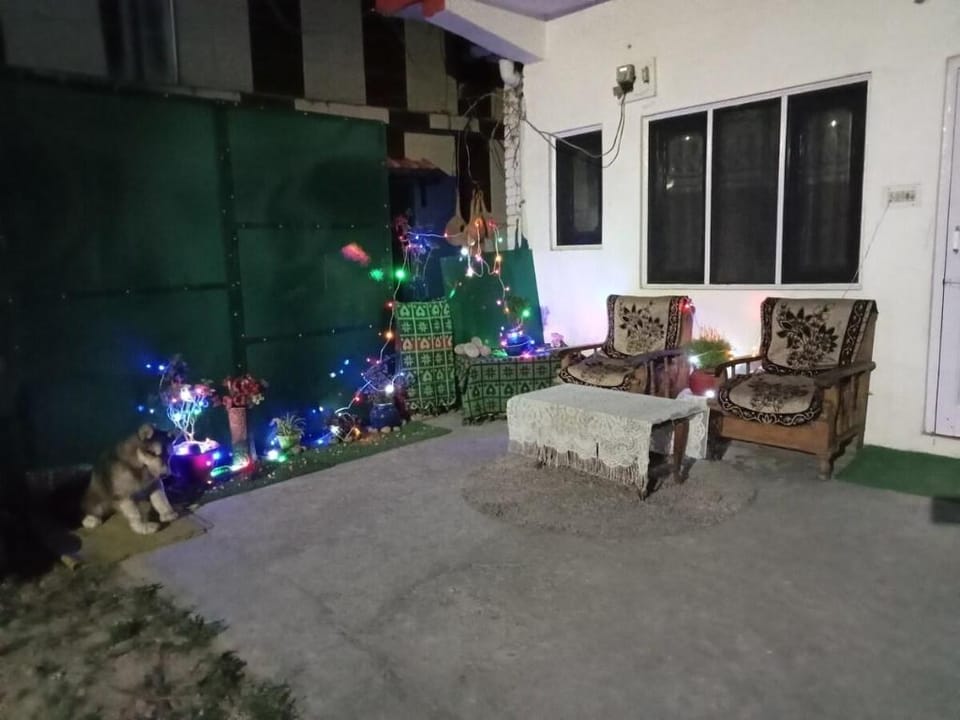 Cozy Studio + Patio Vacation rental in Himachal Pradesh