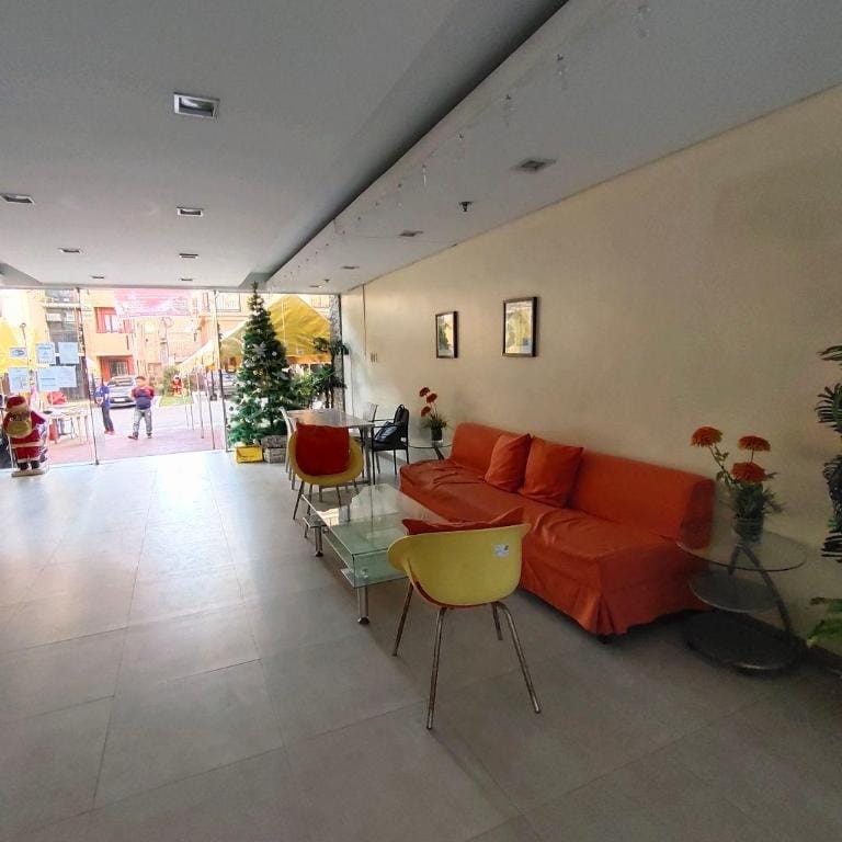 Daniel's Rendezvous Crib (Netflix/Videoke inside) Vacation rental in Quezon City
