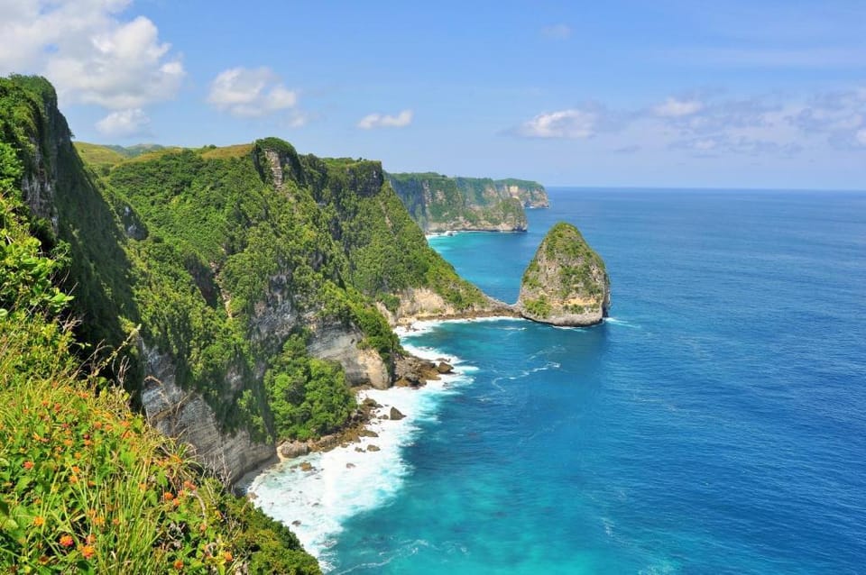 Incredible Deluxe Room near Kutampi Beach Vacation rental in Nusapenida