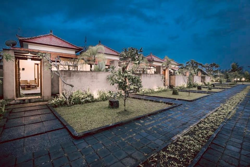 Cozy 1BR Garden Villa near Ubud Monkey Forest Villa in Sukawati