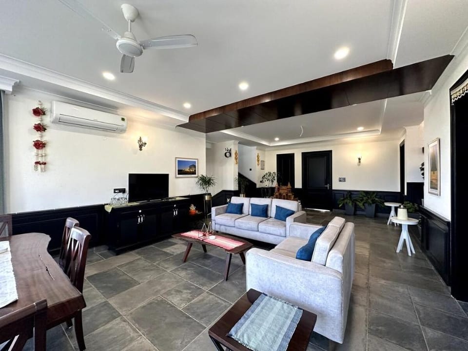 RR Cottages, 5-BR Luxury Villa in Koti Villa in Uttarakhand