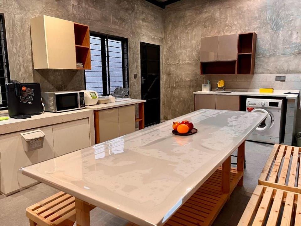 Traveler's Stay @ Ipoh (10 Pax) Vacation rental in Ipoh