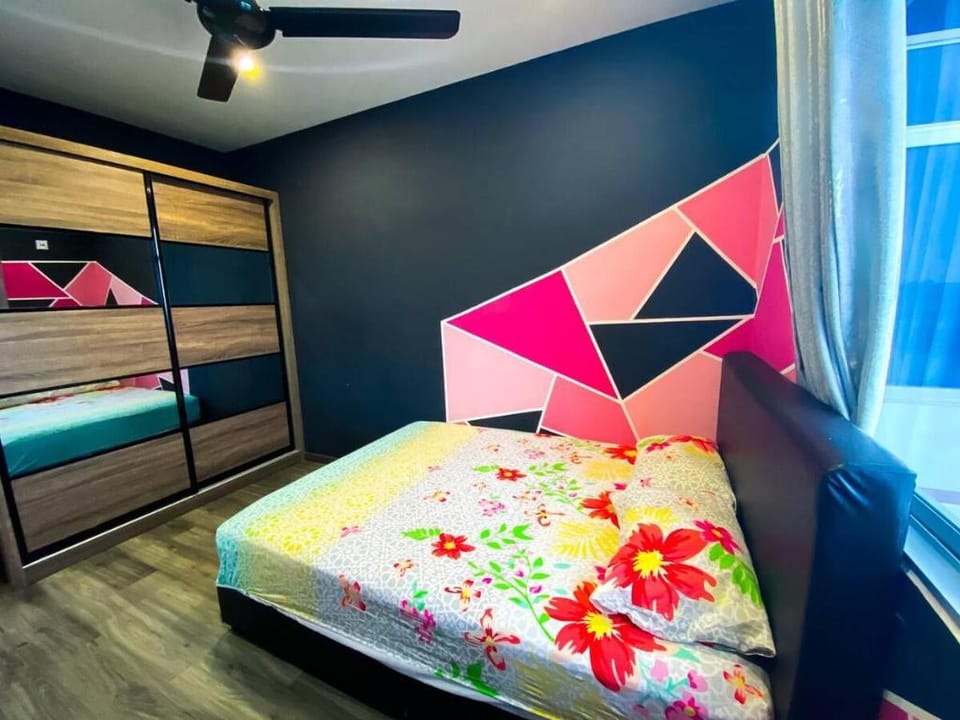 Riverview 3-room large Apartment Entire Unit Vacation rental in Kuching