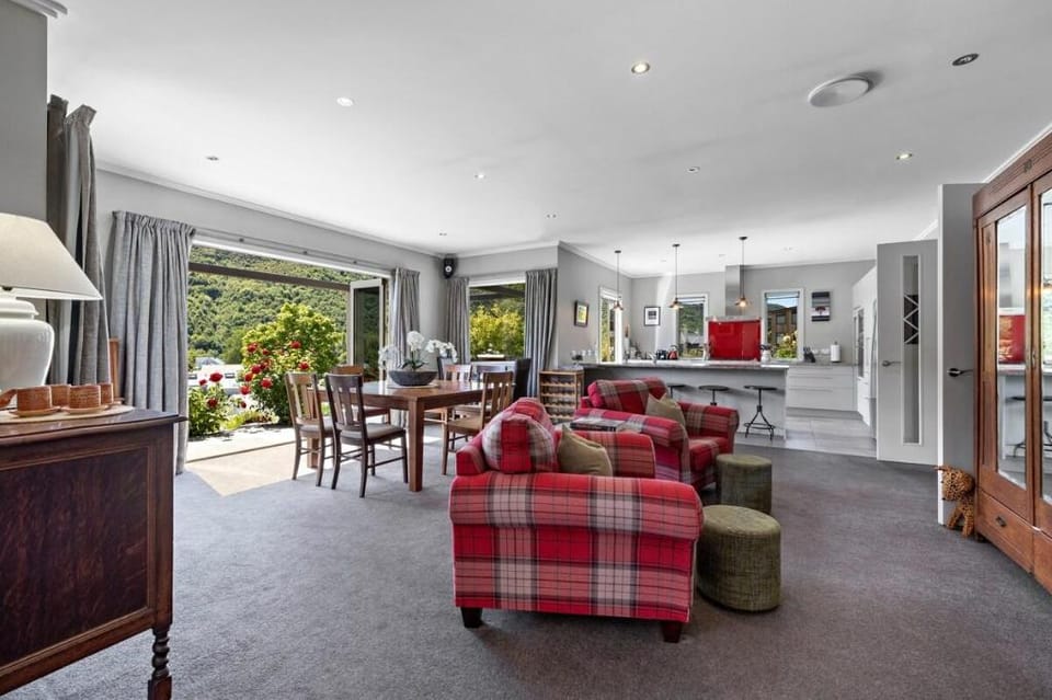 Luxury Away - Arrowbrae Vacation rental in Arrowtown