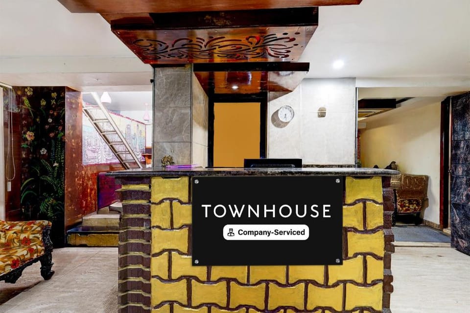 Townhouse Pondicherry Opposite to Rock Beach Hotel in Puducherry