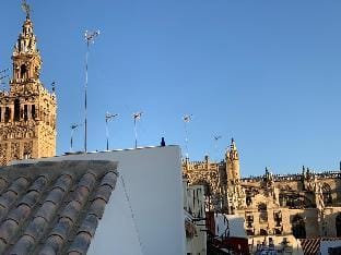 Stunning attic w. private terrace+Parking optional Apartment in Seville