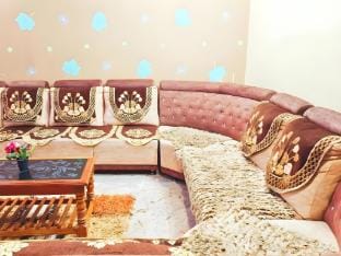Sahara Primium Family Homestay Apartment in Mysuru