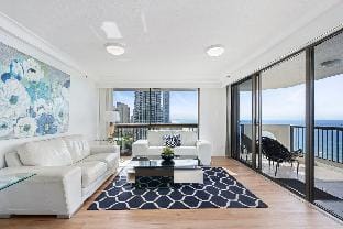 Full Ocean View Lvl21- 2Bed2Bath -Long Beach Apt Vacation rental in Surfers Paradise