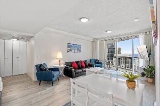 Ocean View 2 Bedroom apartment -Level 26-FREE WIFI Vacation rental in Surfers Paradise