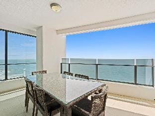 Luxurious Soul 3Bed Skyview - Level 40 Ocean View Vacation rental in Surfers Paradise