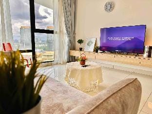 Mystic Violet Retreat @ Mosaic 2+1Bedroom  Vacation rental in Johor Bahru