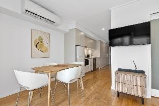 The Sand Resort Kingscliff - One Bed Pool View Apartment in Kingscliff