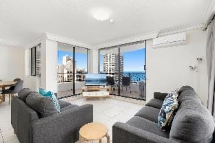 Ocean View - Central 2 Bedroom - Monte Carlo Vacation rental in Surfers Paradise Boulevard