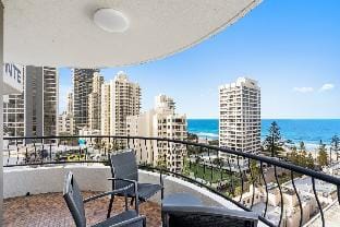 Ocean View - Central 2 Bedroom - Monte Carlo Vacation rental in Surfers Paradise Boulevard