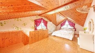 Gangwha Jeongwon Pension Bed and Breakfast in Gyeonggi-do