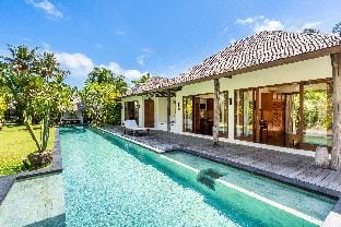 Villa Ku Besar by Villa Finder Villa in Kuta