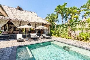 Villa Ku Besar by Villa Finder Villa in Kuta