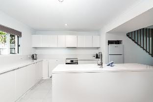 Ultimate Laid-back Holiday - Flat Stroll to River Vacation rental in Noosa Heads