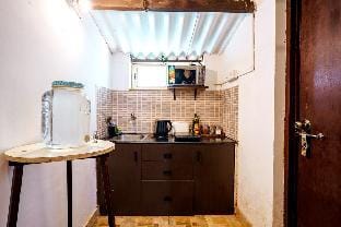 Rustic Portuguese cottage 5 mins from Anjuna beach Vacation rental in Goa, India