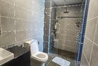 Premium Holiday Suite beside Lost World Tambun Apartment in Perak