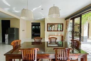 Glorious Villa 4 BR With Private Pool #ZN24 Villa in North Kuta