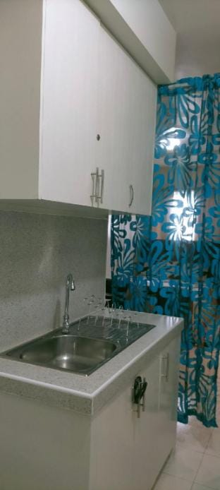 Centropolis 6, Couple & Group Apartment in Muntinlupa