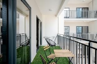 Modern Amazing One Bedroom Apt. Apartment in Dubai